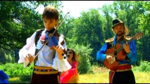 СУПЕР ! Цыганский ансамбль "Изумруд" - "Чардаш" (Руслан Хохлачёв) | Ensemble "IZUMRUD" - "Chardash"