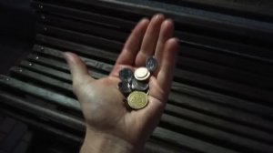 СКОЛЬКО МОЖНО ЗАРАБОТАТЬ ДЕНЕГ СОБИРАЯ МОНЕТЫ В ФОНТАНЕ? ПОИСК МОНЕТ БЕЗ МЕТАЛЛОИСКАТЕЛЯ.
