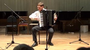 Р. Бажилин. Карамельный аукцион