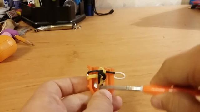 Пчёлка из резинок. смотреть онлайн