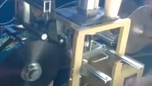 Полуавтомат для запайки пластиковых стаканчиков пленкой смотреть онлайн