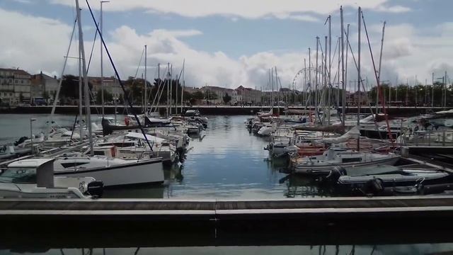 Ла-Роше́ль, центр/La Rochelle.