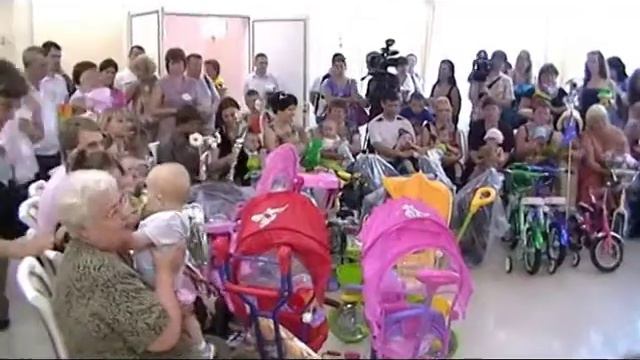 День многодетных в загсе смотреть онлайн