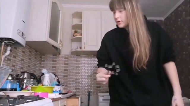 делаю вид , что умею готовить на протяжении 18 минут смотреть онлайн