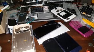 Samsung телефон сам включается перезагружается самопроизвольное включение кнопка включения