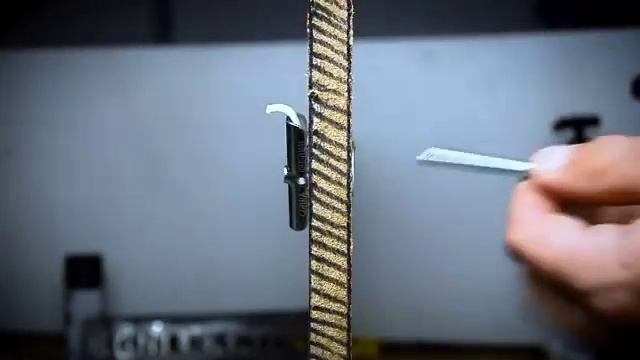 Интересное устройство крепежа