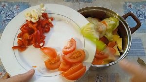 Домлома  по домашнему. Овощи тушёные в собственном соку с мясом