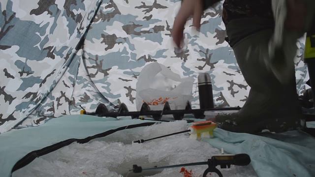 подледная ловля карася !(2016-2017) смотреть онлайн