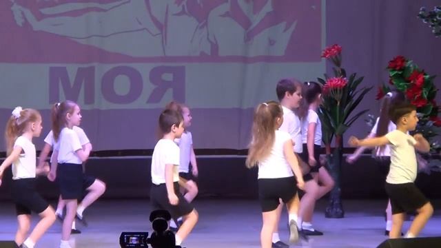 "Варненская бабушка-2017"(Детская разминка) смотреть онлайн