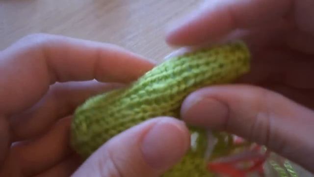 Простой петушок спицами МК