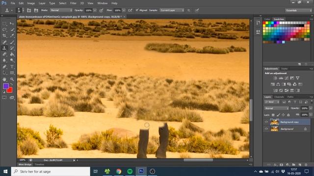 How To Remove Object From A Photo With The Clone Stamp Tool And Content Aware in Adobe Photoshop CS смотреть онлайн