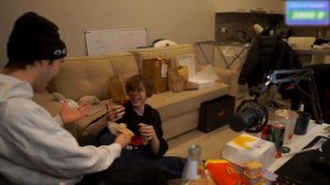 КОРЕШ С ДИЛБЛИНОМ И ГРИШАНЕЙ КРИНЖУЕТ ДОМА | ИСТОРИИ ИЗ ДЕТСТВА КОРЕША | ПЛАНЫ НА ЛЕТО