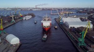 Лихтеровоз _Севморпуть_ на Канонерском судоремонтном заводе.mp4