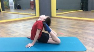 Упражнение на развитие гибкости спины №5 - "Колечко" Гимнастика Акробатика