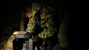 СТАРАЯ ИЗБА ЗАПОЛЗУХА ВЫРУЧАЕТ. ЗАНОЧЕВАЛ  ДВЕ НОЧИ. ОДИНОЧНЫЙ ПОХОД.