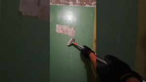 Как быстро снять старую краску, обои или побелку. Супер способ.