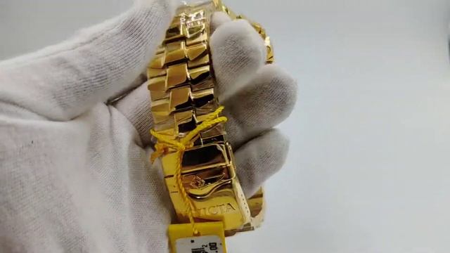Часы мужские Invicta хронограф позолота 750 пробы корпус 50мм. Цена 300$