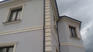 Как выглядит оштукатуренный без утепления фасад дома через 4-5 лет, Ceresit