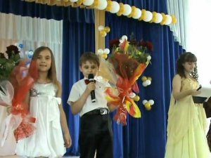 Выпускной в 4-м классе /2010 год/ Часть №1