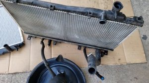 How to Replace a Radiator Honda Civic 2001-2005