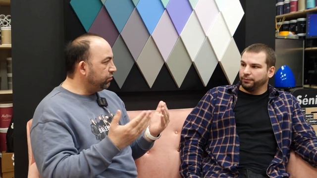 ФЛИЗЕЛИН или СТЕКЛОХОЛСТ что выбрать? Все про покраску стен!