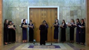 В низенькой светелке