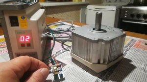 Регулятор оборотов сервомотора Jack 513. Внешнее исполнение.