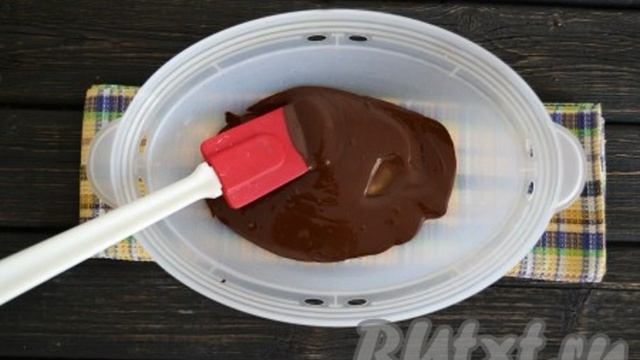 Сладкая колбаска с орехами