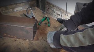 Вы можете купить его!! Но я сделал сам с удовольствием!!! печ из профильной трубы.