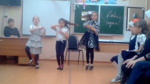 Отрывок из танца моих друзей под музыку вики шоу Лето