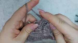 Мастер-класс женская шапка спицами. ПРОСТАЯ И КРАСИВАЯ ШАПКА.