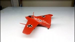 Монстр из коробки 1:72. Rocket fighter Messerchmitt 163b-1a от EASTERN EXPRESS