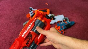 Большая коллекция игрушечного оружия Большие пистолеты Нерф Много игрушечного оружия