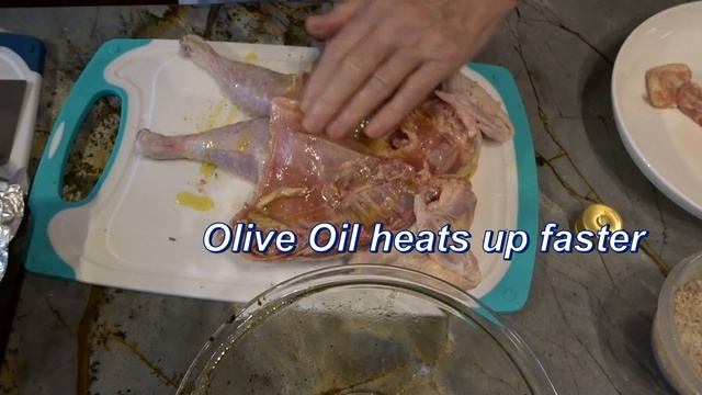 How to Roast Crispy Chicken with Quince - Как Запечь Хрустящую Курицу с Айвой смотреть онлайн