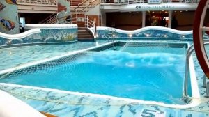 Идеальный шторм в море Волны убийцы