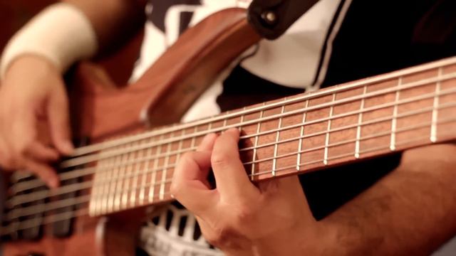 Trillogy - Waves of God (Live Studio) смотреть онлайн