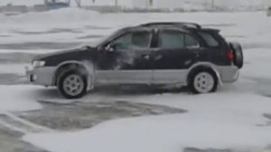 Nissan Pulsar Serie S-RV 1.8 Attesa. Учусь давать угла.