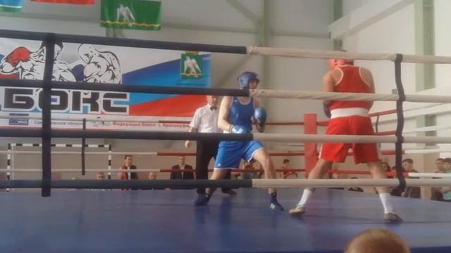 Бокс в Красноуфимске смотреть онлайн