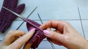 Варежки спицами с клином