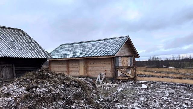 Сбежали из деревни или продолжаем заниматься хозяйством? смотреть онлайн