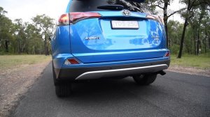 2016 Toyota RAV4 D-4D diesel 0-100km/h & engine sound