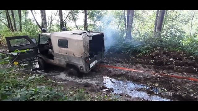Покатушки по грязи на луазе, ваз 2106,нива и рено дастер ,или как луаз почти смог... смотреть онлайн