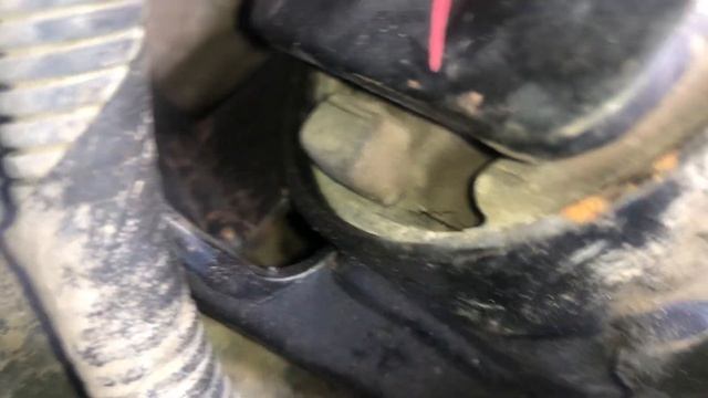 1 из причины почему дёргается и вибрация в салоне на холостых после замены сцепления Hyundai Accent смотреть онлайн