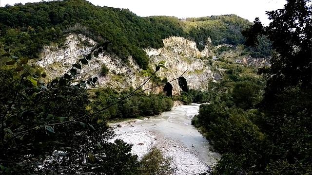 Абхазия. Цандрипш. Прогулка по долине Хашупсе смотреть онлайн