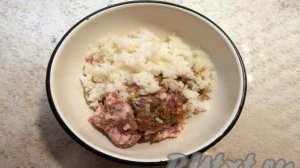 Тефтели из свиного фарша с рисом с подливкой