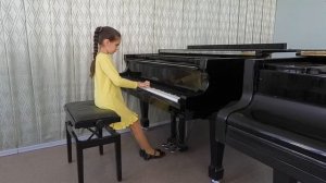 Бах, 3-х голосная инвенция соль минор, исполняет Кира Шауро, 10 лет.