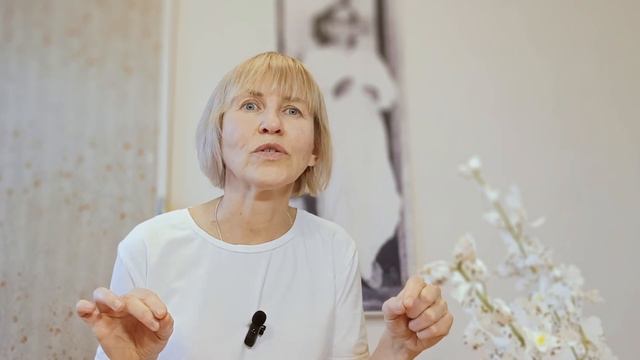 Терпение - одно из главных качеств духовного ученика. Дайте Богу время вам помочь.