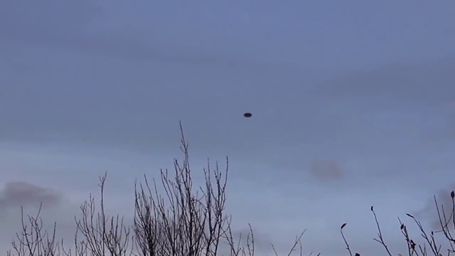 НЛО реально засняли вблизи