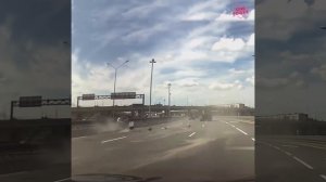 Кто наложил кирпичей?