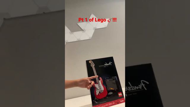 Pt 1 of the Lego guitar set!!!